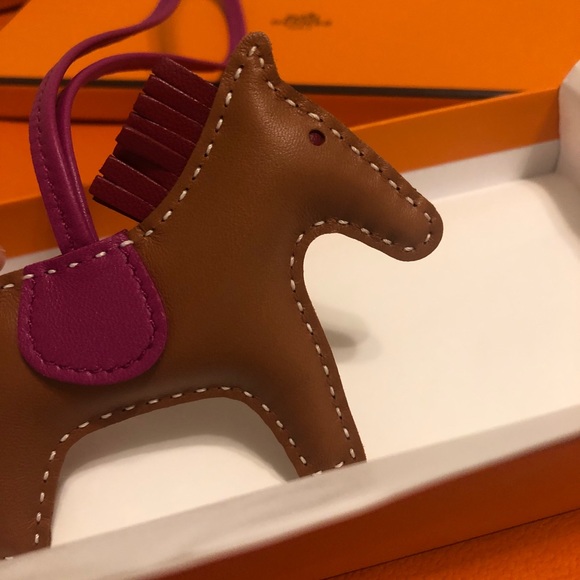 **SOLD** Hermes Rodeo Gold+ Rubis color pm size - Picture 3 of 4